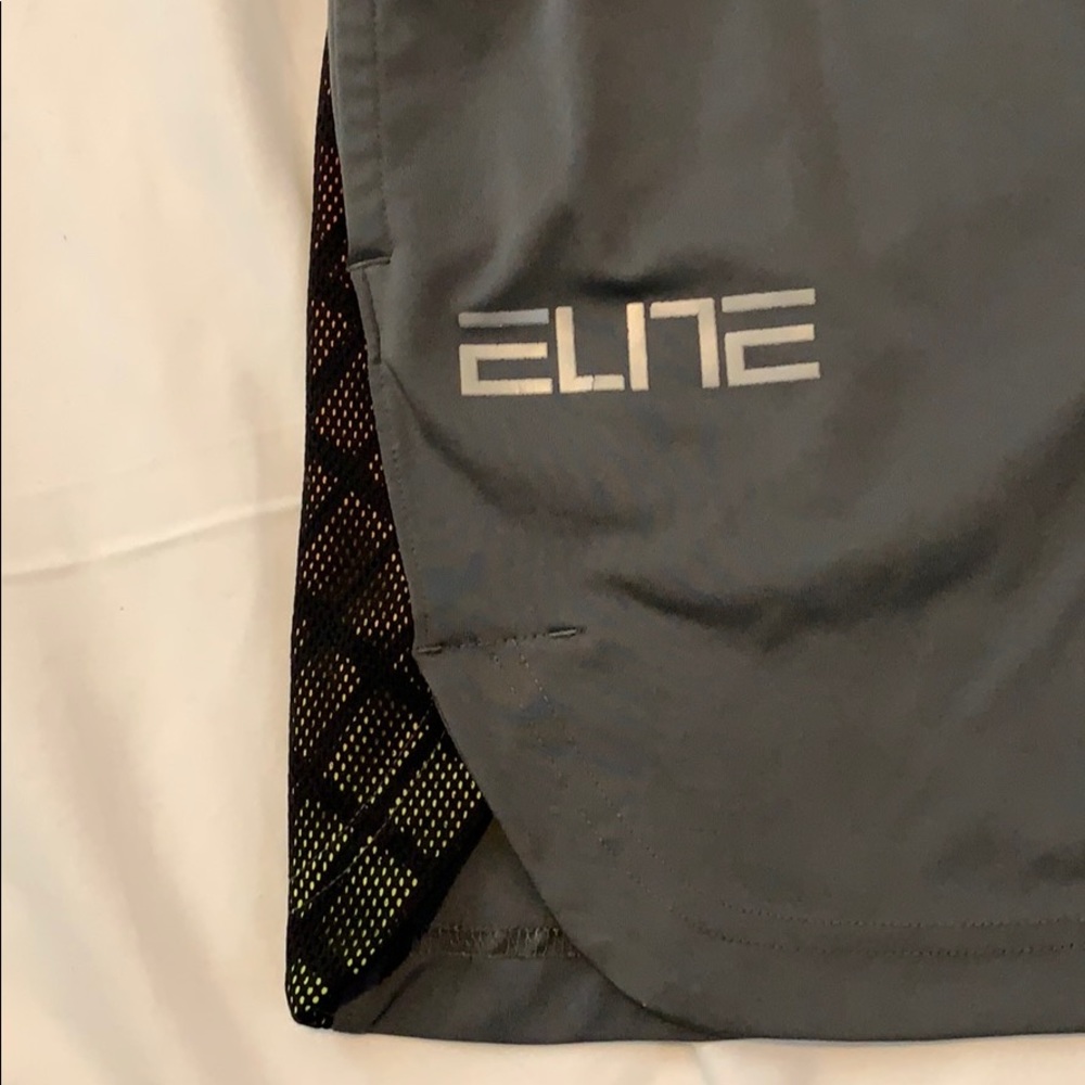 Nike Dri-Fit ELITE shorts. - Picture 2 of 8